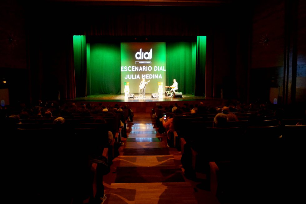 Las mejores imágenes del 'Escenario Dial' con Julia Medina en Manzanares Las mejores imágenes del 'Escenario Dial' con Julia Medina en Manzanares