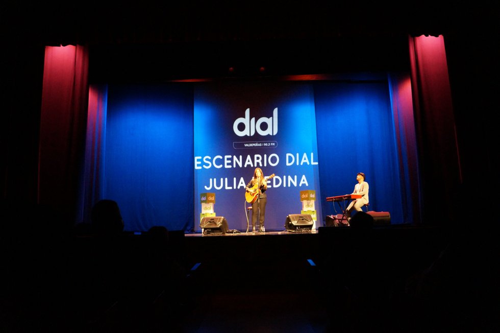 Las mejores imágenes del 'Escenario Dial' con Julia Medina en Manzanares Las mejores imágenes del 'Escenario Dial' con Julia Medina en Manzanares