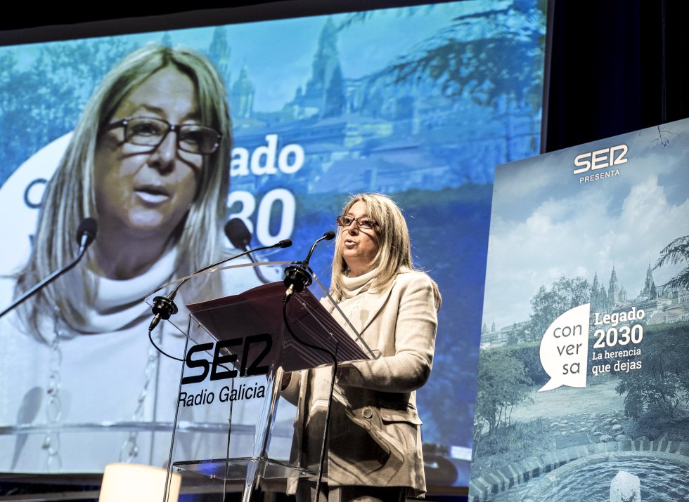 Mila Castro, Concelleira de Medio Ambiente de Santiago de Compostela, encargada de abrir el foro Mila Castro, Concelleira de Medio Ambiente de Santiago de Compostela, encargada de abrir el foro