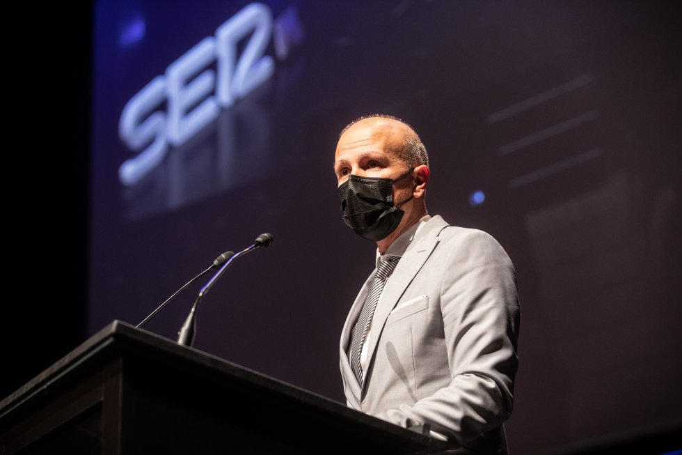 El director de Radio San Sebastián, Oscar Téllez, inauguró la gala El director de Radio San Sebastián, Oscar Téllez, inauguró la gala