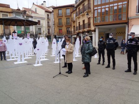 Cristina Valderas recordó los nombres de todas las víctimas de violencia machista de este año