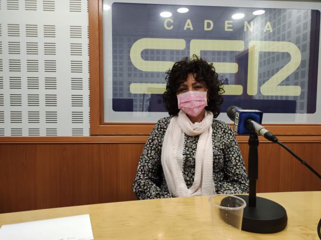Maribel durante la entrevista en Radio Córdoba