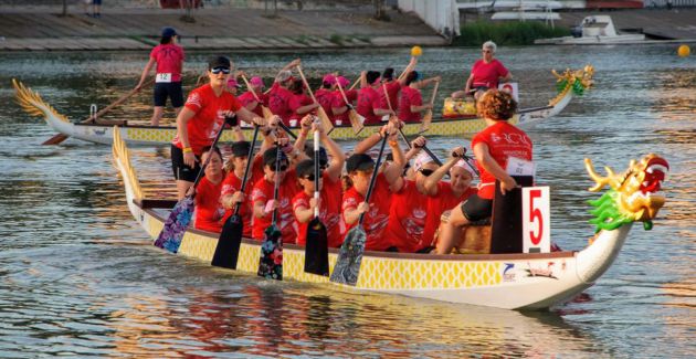 Participación del equipo cartagenero en una prueba de Dragon Boat