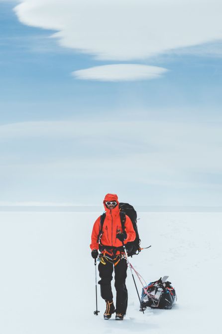 Cifuentes es uno de los pocos alpinistas que realiza expediciones en solitario