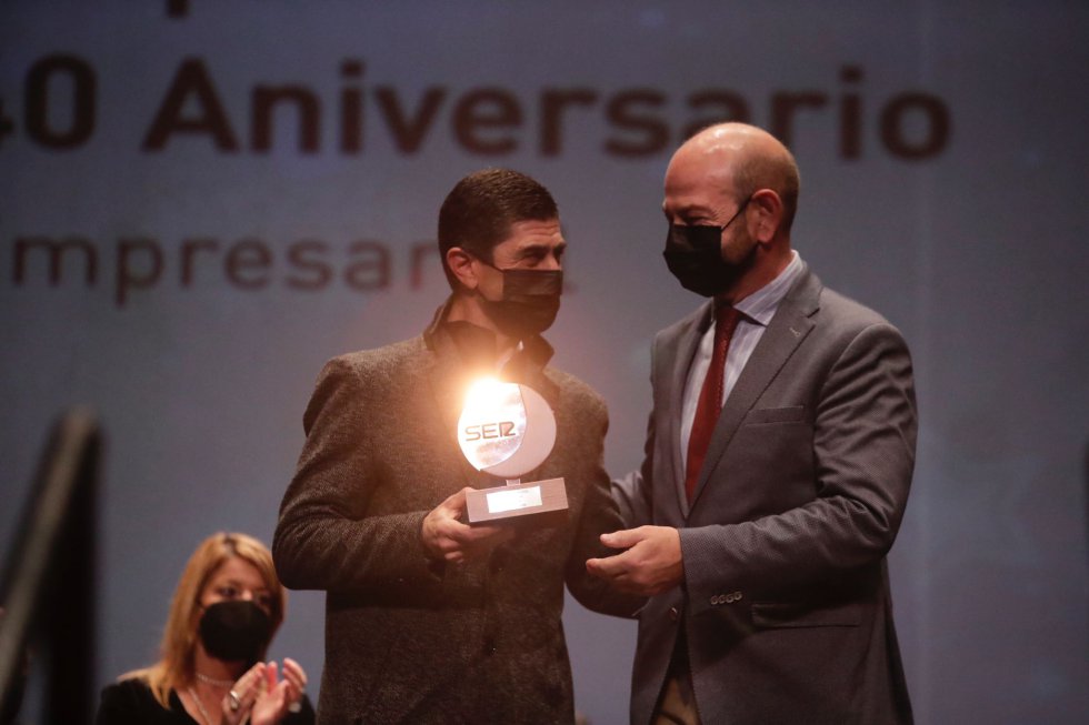 UVA EMPRESARIAL A OVIPOR UVA EMPRESARIAL A OVIPOR