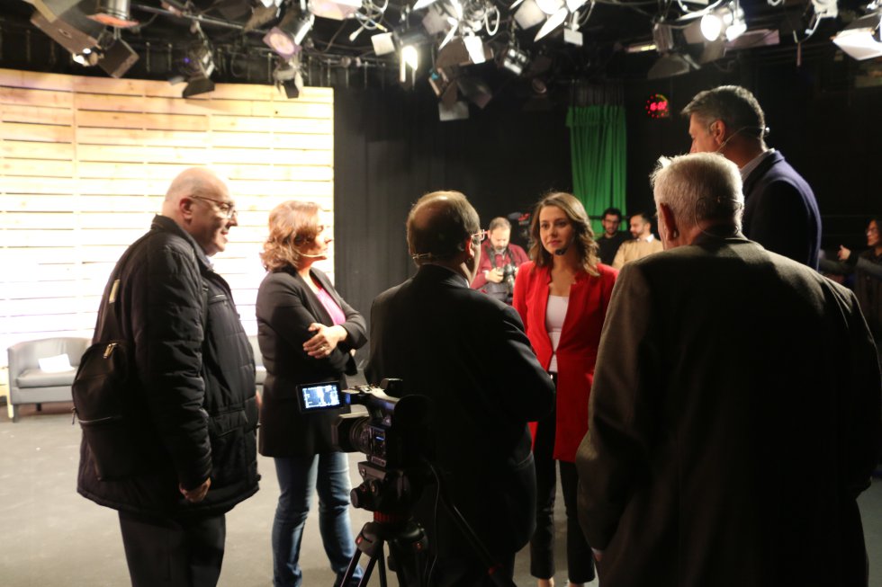 Miquel Iceta (PSC), Xavier Domènech (Catalunya en Comú-Podem), Inés Rrimadas (Ciudadanos), Carles Riera (CUP), Xavier García Albiol (PP), Jordi Turull (Junts per Catalunya) y Ernest Maragall (ERC) Miquel Iceta (PSC), Xavier Domènech (Catalunya en Comú-Podem), Inés Rrimadas (Ciudadanos), Carles Riera (CUP), Xavier García Albiol (PP), Jordi Turull (Junts per Catalunya) y Ernest Maragall (ERC)