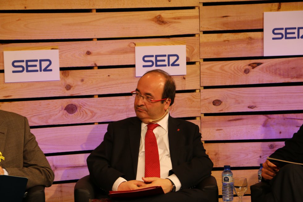 Miquel Iceta (PSC), Xavier Domènech (Catalunya en Comú-Podem), Inés Rrimadas (Ciudadanos), Carles Riera (CUP), Xavier García Albiol (PP), Jordi Turull (Junts per Catalunya) y Ernest Maragall (ERC) Miquel Iceta (PSC), Xavier Domènech (Catalunya en Comú-Podem), Inés Rrimadas (Ciudadanos), Carles Riera (CUP), Xavier García Albiol (PP), Jordi Turull (Junts per Catalunya) y Ernest Maragall (ERC)
