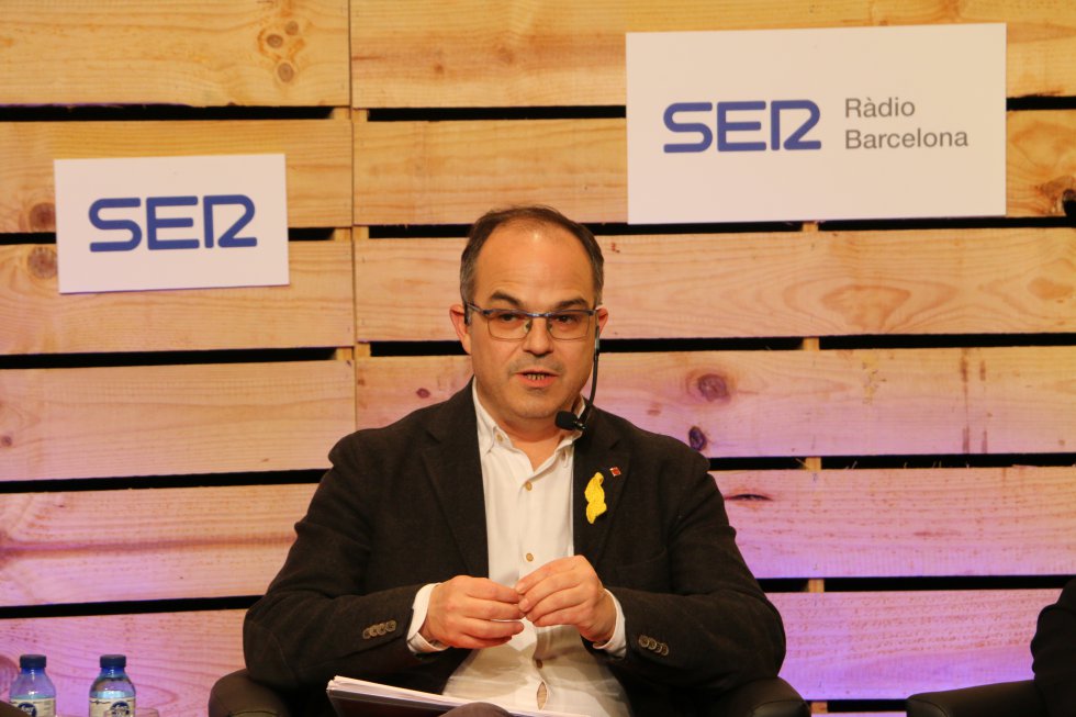 Miquel Iceta (PSC), Xavier Domènech (Catalunya en Comú-Podem), Inés Rrimadas (Ciudadanos), Carles Riera (CUP), Xavier García Albiol (PP), Jordi Turull (Junts per Catalunya) y Ernest Maragall (ERC) Miquel Iceta (PSC), Xavier Domènech (Catalunya en Comú-Podem), Inés Rrimadas (Ciudadanos), Carles Riera (CUP), Xavier García Albiol (PP), Jordi Turull (Junts per Catalunya) y Ernest Maragall (ERC)