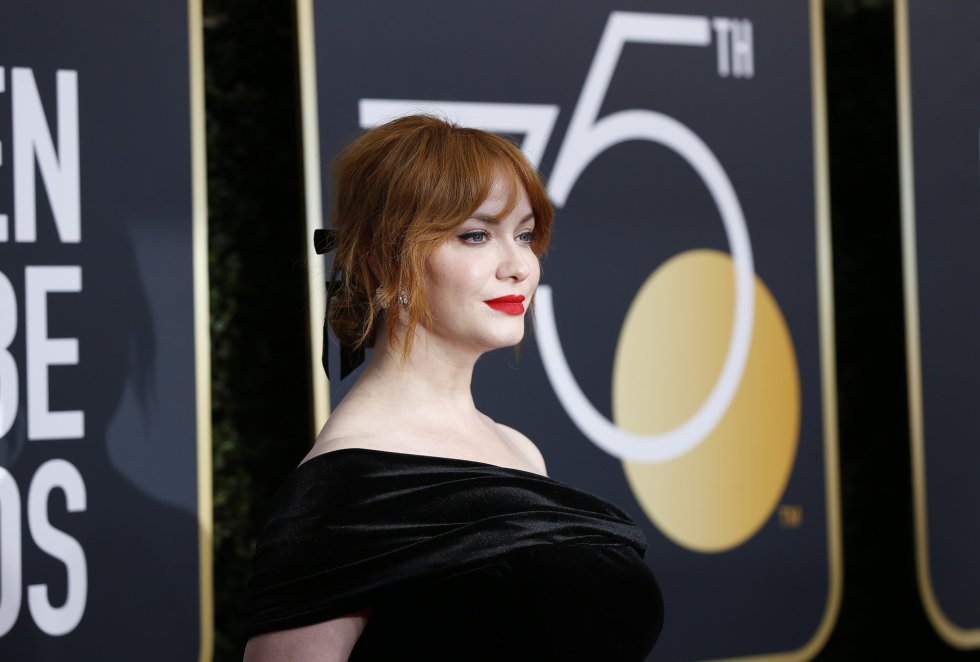Christina Hendricks a su llegada a la alfombra roja Christina Hendricks a su llegada a la alfombra roja