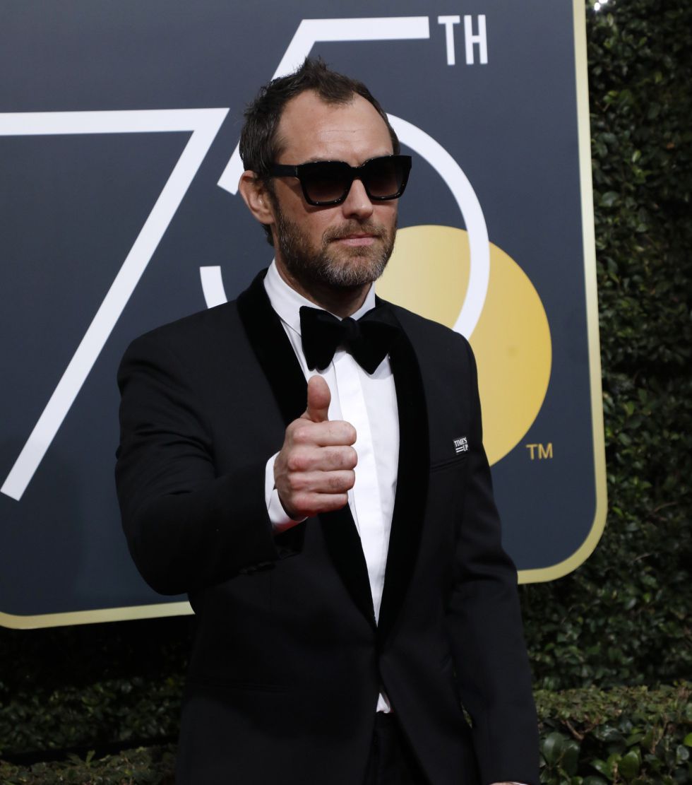 Jude Law llega al recinto con unas gafas de sol Jude Law llega al recinto con unas gafas de sol