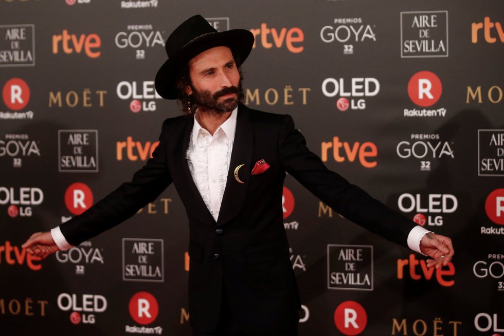 Leiva, nominado a mejor canción original por 'La llamada'. Leiva, nominado a mejor canción original por 'La llamada'.