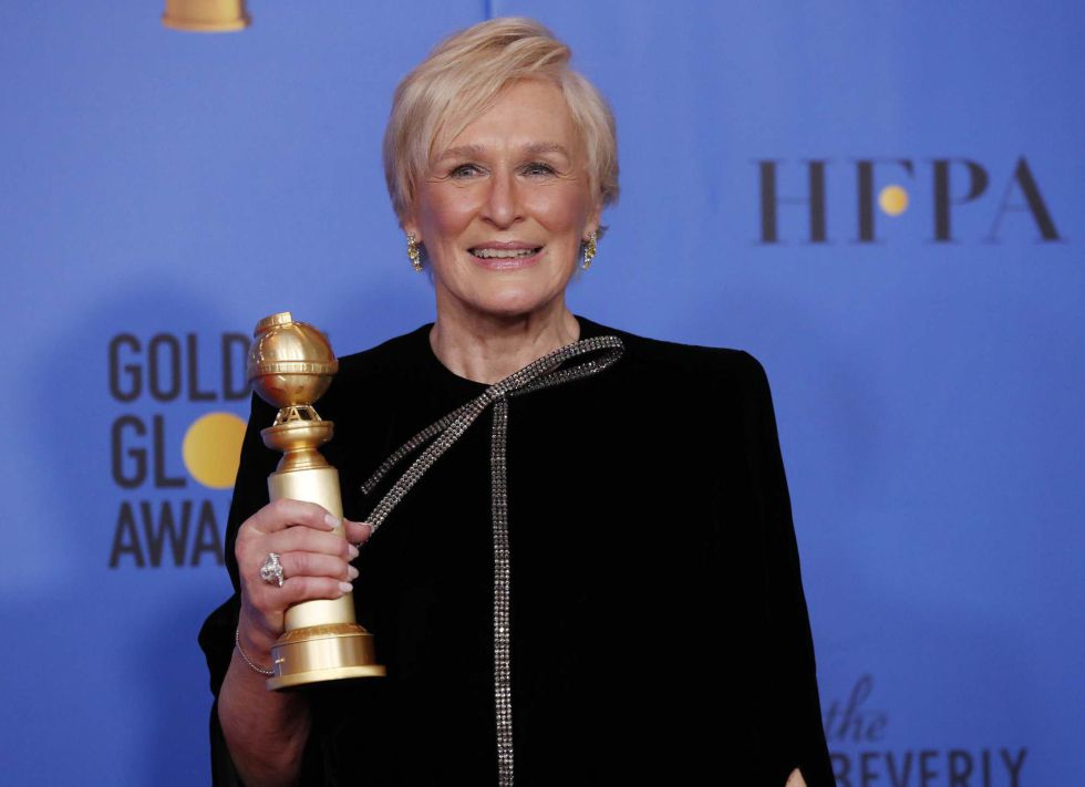 Glenn Close, ganadora a mejor actriz por el drama 'La buena esposa', ha pedido a las mujeres que dejaran de cuidar a sus maridos y siguieran sus sueños. Glenn Close, ganadora a mejor actriz por el drama 'La buena esposa', ha pedido a las mujeres que dejaran de cuidar a sus maridos y siguieran sus sueños.