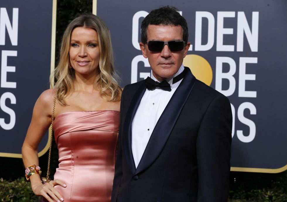 Antonio Banderas, en la imagen junto a Nicole Kimpel. El malagueño no ha ganado el Globo de Oro al que estaba nominado, se lo ha arrebatado Darren Criss. Antonio Banderas, en la imagen junto a Nicole Kimpel. El malagueño no ha ganado el Globo de Oro al que estaba nominado, se lo ha arrebatado Darren Criss.