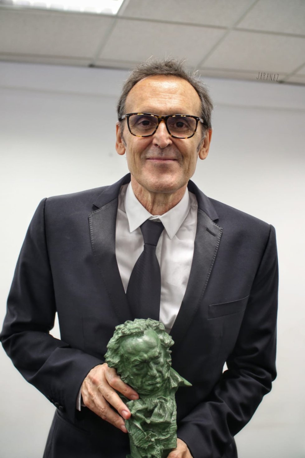 Alberto Iglesias, con su Goya a mejor música original Alberto Iglesias, con su Goya a mejor música original