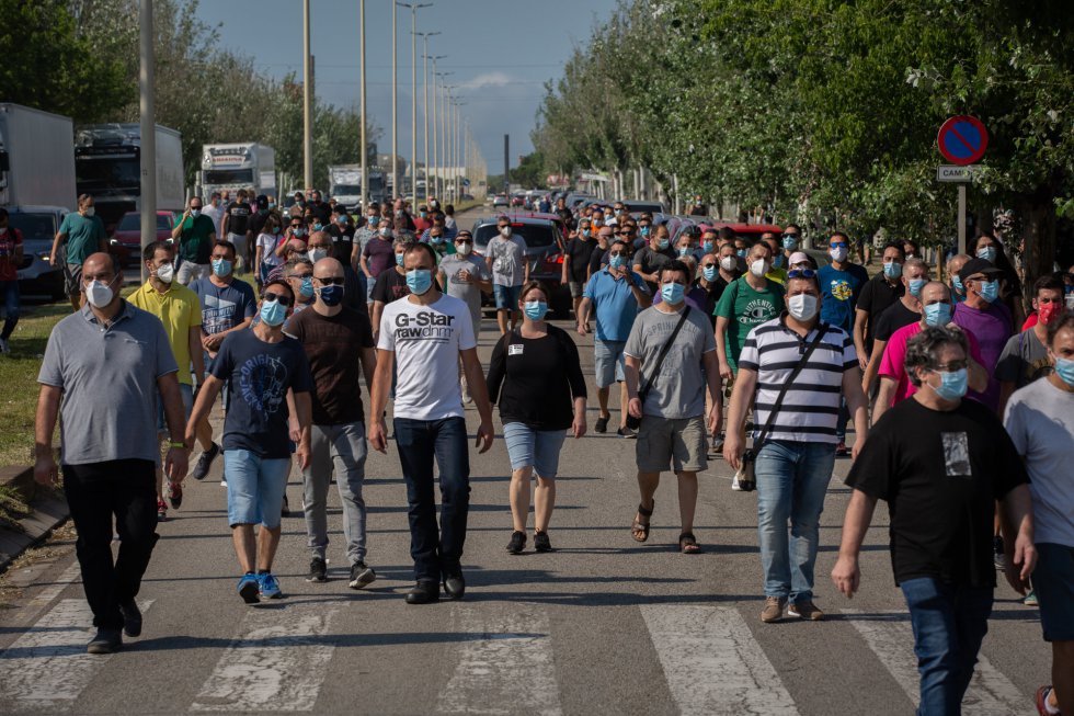 Trabajadores protestan por el cierre de Nissan. Trabajadores protestan por el cierre de Nissan.