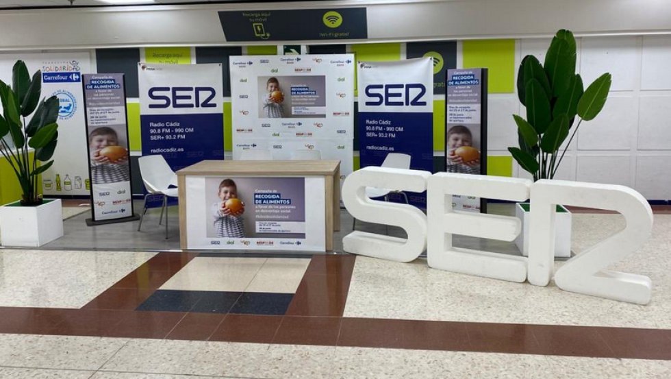 El especial 'Hoy por hoy' desde el Carrefour de Alcobendas con #KilosDeSolidaridad, en imágenes El especial 'Hoy por hoy' desde el Carrefour de Alcobendas con #KilosDeSolidaridad, en imágenes