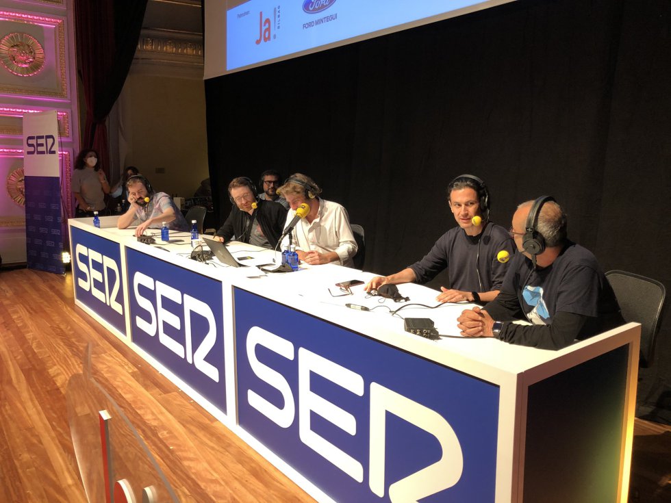 Se han pasado por el escenario del Festival JA! Bilbao los Todopoderosos, Arturo González Campos y Rodrigo Cortés Se han pasado por el escenario del Festival JA! Bilbao los Todopoderosos, Arturo González Campos y Rodrigo Cortés