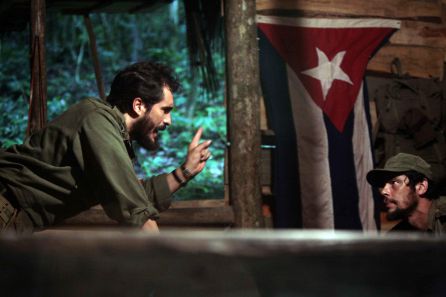 Demián Bichir as Fidel Castro and Benicio del Toro as Che