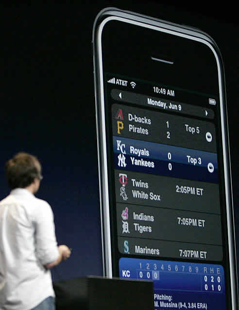 La nueva versión del teléfono de Apple contará con tecnología 3G, GPS y costará 199 dólares (127 euros)