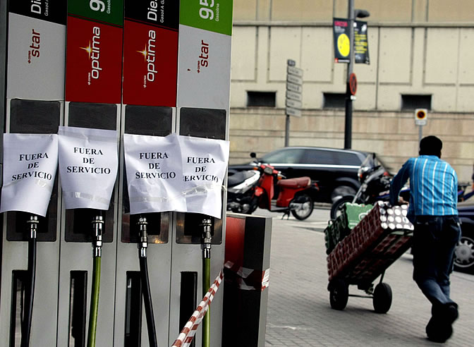 El Precio De La Gasolina Cierra La Semana En Máximos Economía