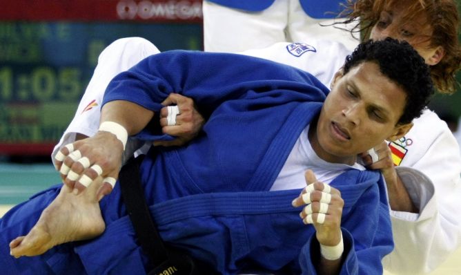 La judoca brasileña ha sido derrotada por Esther San Miguel, pero la española ha admitido que tiene "la fuerza de un hombre"