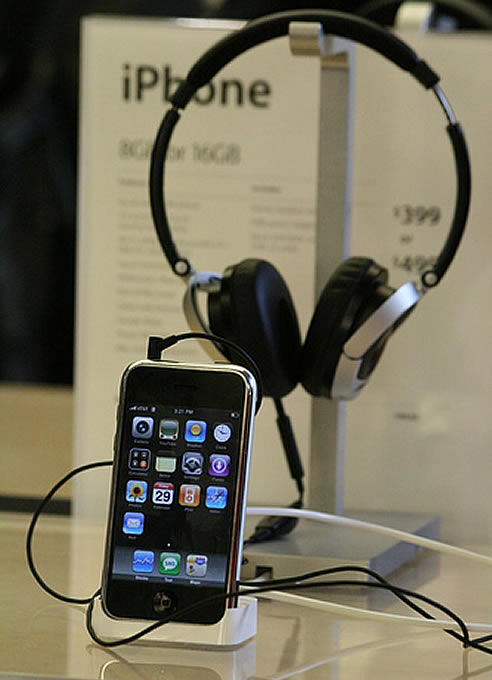 Un programa permite utilizar servicios de voz IP gracias al WiFi del reproductor de Apple