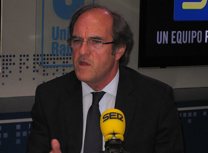 Ángel Gabilondo, ministro de Educación, en 'Hora 25'