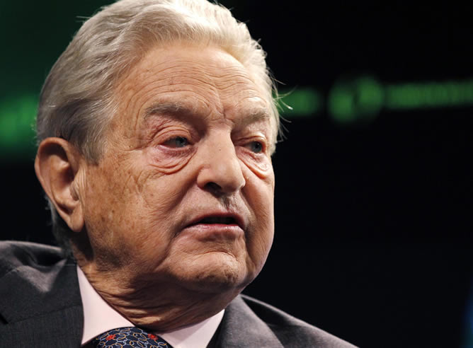 George Soros: "La política del Gobierno francés con los gitanos debe ser condenada"