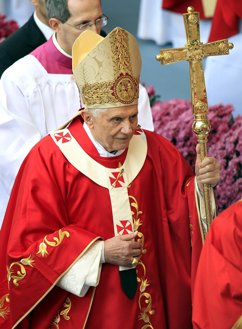 El pontífice protagoniza hoy la tercera visita papal a Compostela, la primera en pleno año Xacobeo