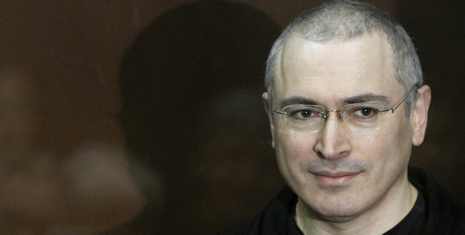 Un tribunal declara culpables a Jodorkovski y a su socio Lébedev de robo y blanqueo de dinero