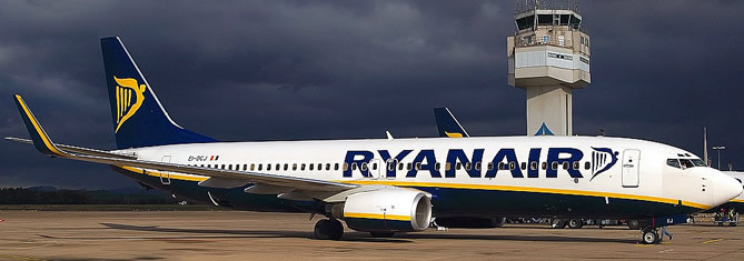 La aerolínea irlandesa amenaza con dejar de operar en España si no se retiran las multas