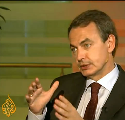 Zapatero dice que Gadafi debe irse y Libia buscar un "sistema democrático"