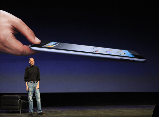 FOTOGALERIA: Steve Jobs recibe el aplauso de los asistentes a su 'keynote'