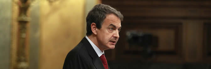 Zapatero logra la autorización del Congreso con tres votos en contra y una abstención