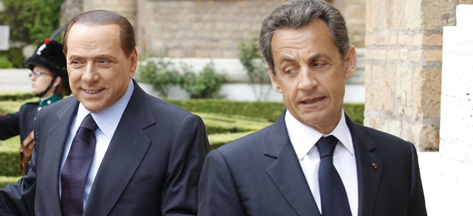 Nicolás Sarkozy y Silvio Berlusconi, durante la cumbre de este 26 de abril en Roma