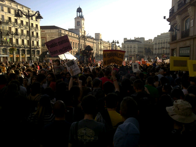 Miles de personas piden un cambio político y social en la Puerta del Sol de Madrid Miles de personas piden un cambio político y social en la Puerta del Sol de Madrid