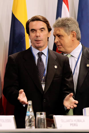 José María Aznar, en la VI Cumbre de Expresidentes en Lima (Perú)