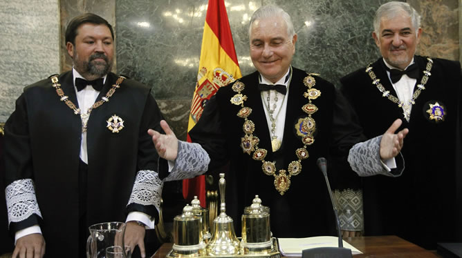 Francisco Caamaño, Carlos Dívar y Cándido Conde-Pumpido, durante la apertura del Año Judicial