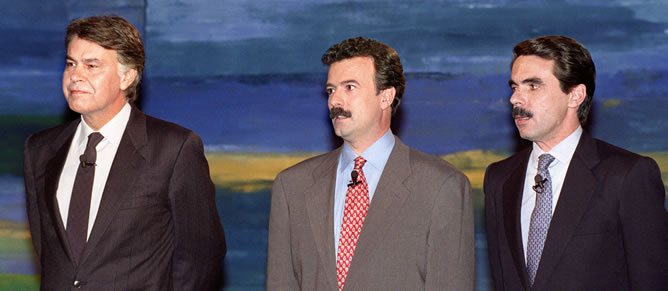 Primer debate televisado en el que se enfrentaron Felipe González y José María Aznar en 1993