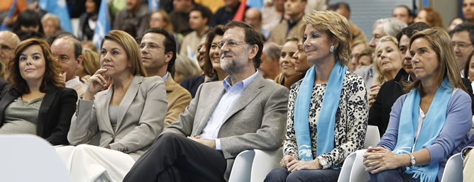 Rajoy junto a Cospedal y Aguirre en el mitin en Leganés