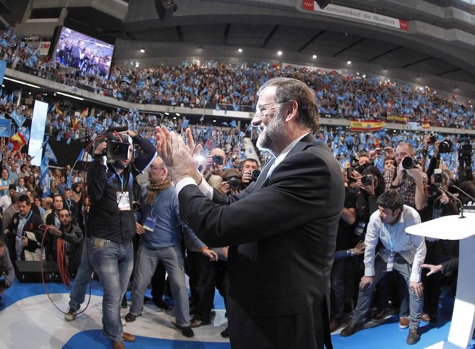 Mariano Rajoy, en el mitin de cierre de campaña en el Palacio de los Deportes de Madrid