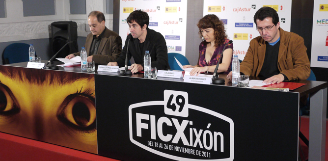 El jurado internacional del Festival de Cine de Gijón, durante la lectura del palmarés