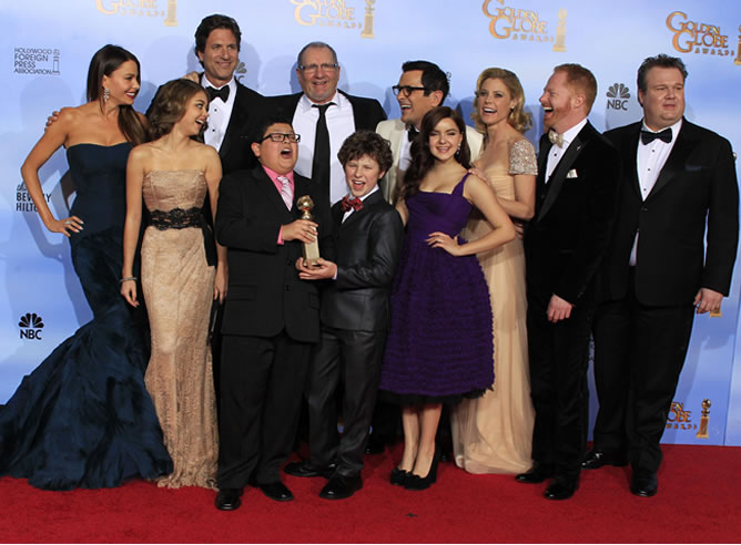 'Modern Family' celebra el Globo de Oro a mejor comedia 'Modern Family' celebra el Globo de Oro a mejor comedia