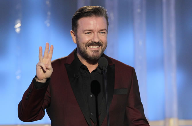 Ricky Gervais, durante el monólogo inicial de la gala de los Globos de Oro