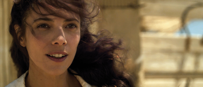 Maribel Verdú en un fotograma de la película 'De tu ventana a la mía'