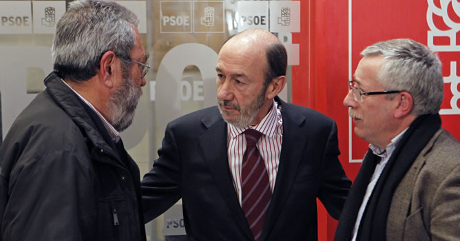 El PSOE llevará la reforma laboral al Constitucional si el gobierno no la cambia