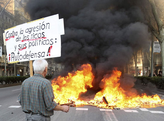 FOTOGALERIA: Disturbios en el centro de Barcelona de un grupo de radicales