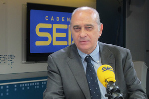 Jorge Fernández Díaz, ministro del Interior, en los estudios de 'Hoy por Hoy'