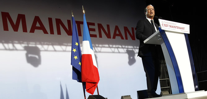 El candidato socialista a la presidencia de Francia, Francois Hollande, en su último gran mitin de la campaña electoral
