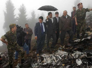Imagen de archivo del accidente aéreo del Yakolev 42 que se produjo el 26 de mayo de 2003 en Turquía y en el que 62 militares españoles murieron